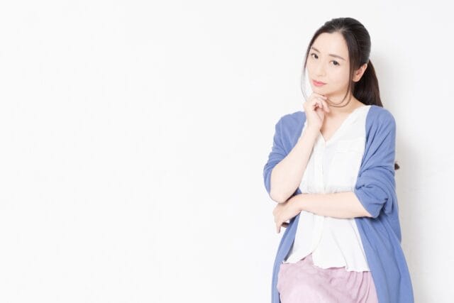 鏡とカメラどっちが正しい自分？