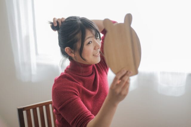 リバーサルミラーは本当の顔を映す？