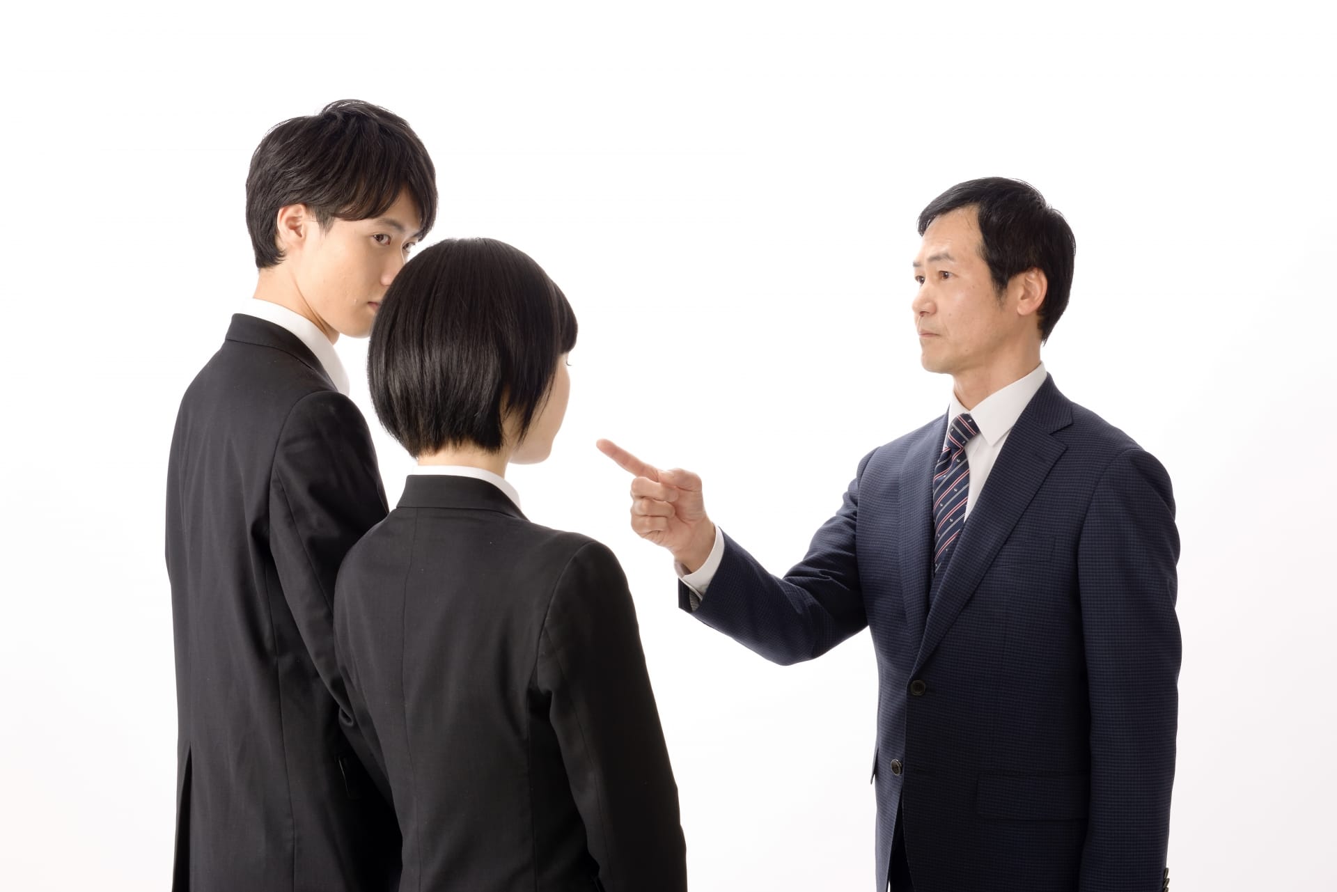 仕事を押し付ける人の末路は？