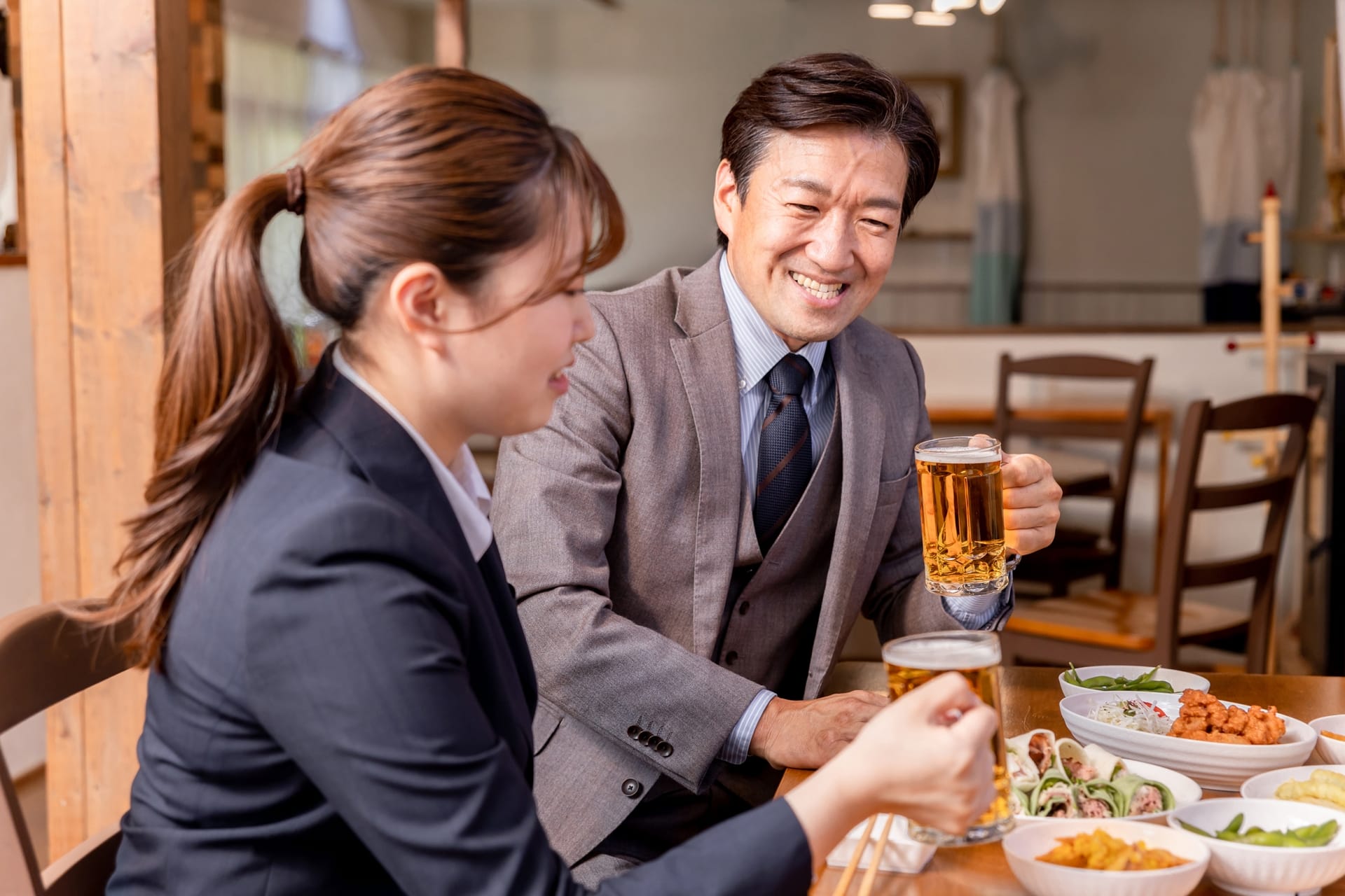 既婚男性が独身女性とサシ飲み行くのはアリ？ナシ？